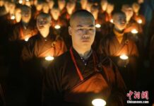 แสงแห่งศรัทธา! จุดขึ้นกลางสถานที่ประสูติพระพุทธเจ้า แสงแห่งศรัทธา! จุดขึ้นกลางสถานที่ประสูติพระพุทธเจ้า