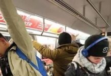 แคมเปญ No Pants Subway Ride “ไม่ใส่กางเกงขึ้นรถไฟ”
