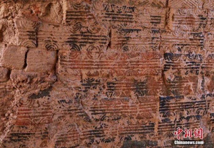 อิฐแต่งลาย: เอกลักษณ์สุสานโบราณในหูหนาน