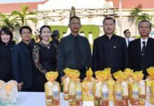 สกอ. ทำบุญตักบาตรและถวายพระราชกุศลสตมวาร สกอ. ทำบุญตักบาตรและถวายพระราชกุศลสตมวาร