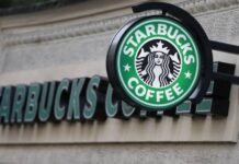 สตาร์บัคส์ประกาศจ้างผู้ลี้ภัยนับหมื่น ภายใน 5 ปี สตาร์บัคส์ประกาศจ้างผู้ลี้ภัยนับหมื่น ภายใน 5 ปี