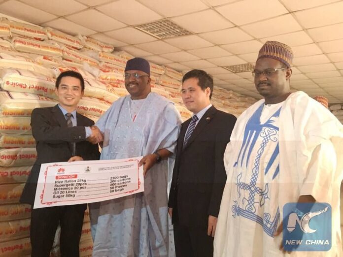 ขาดแคลนหนัก! หัวเหว่ยบริจาคอาหารให้ผู้พลัดถิ่นภายในไนจีเรีย ขาดแคลนหนัก! หัวเหว่ยบริจาคอาหารให้ผู้พลัดถิ่นภายในไนจีเรีย