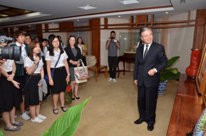 ทูตจีนเปิดบ้านโชว์กังฟูเส้าหลิน ดันเด็กไทยเรียนภาษาจีน ส่งเสริมเศรษฐกิจโต