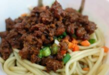 100 ปี วัฒนธรรม เล่อกันเมี่ยน (热干面)