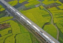 จีน-อินโดลงนามก่อสร้างรถไฟความเร็วสูงร่วมกัน