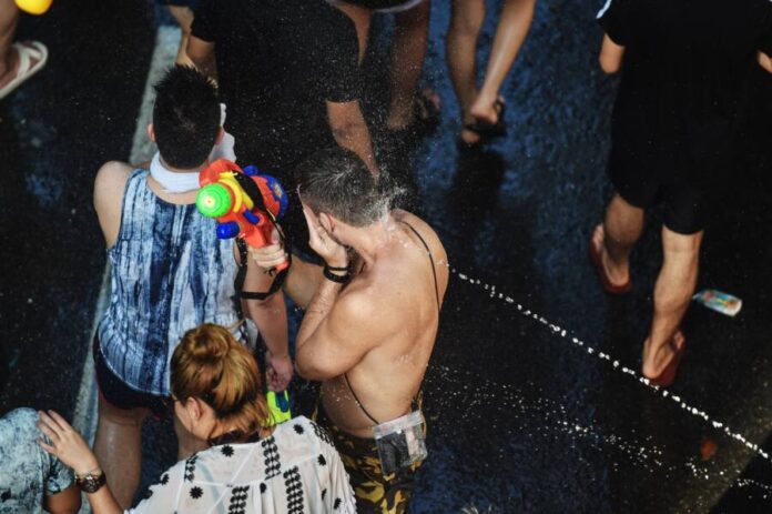 THAILAND-BANGKOK-SONGKRAN-CELEBRATION-WATER FIGHT