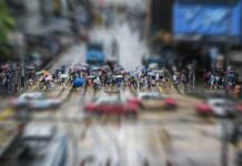 ปี 2017 จีดีพีจีนเพิ่มขึ้น 6.9% ค้าปลีกทางอินเทอร์เน็ตโตอีก 32.2%