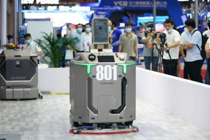 (14_23082022) China's robot market size to reach 17.4 billion USD this year report