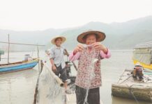 หนุน “ชาวประมงที่ใช้ชีวิตอยู่บนเรือบ้าน” ขึ้นฝั่งตั้งถิ่นฐาน- เส้นทางสี จิ้นผิง (33)