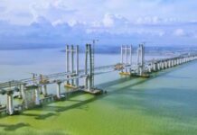 สะพานข้ามทะเลอ่าวเฉวียนโจว (泉州湾跨海大桥)